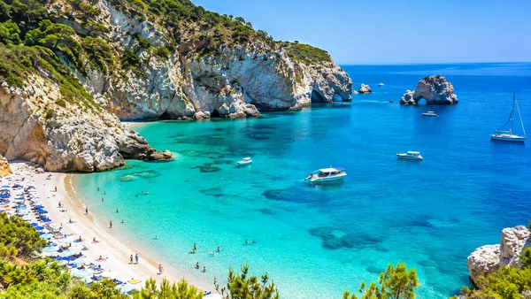 Makris Gialos Beach